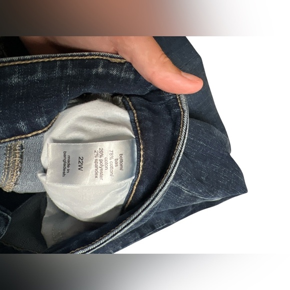 Maurice’s dark wash mid rise distressed jeans - Picture 5 of 5